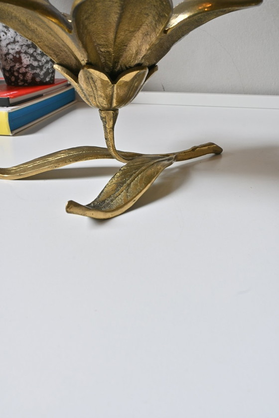 Image 1 of Grande candeliere a fiore in ottone