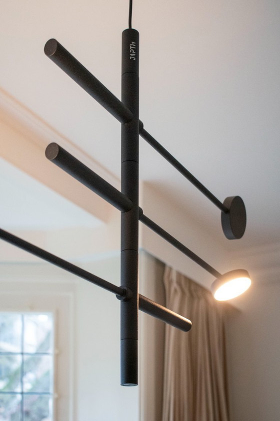 Image 1 of JAPTH KingPin Pendelleuchte mit 3 schwenkbaren Strahlern und Armen in Weiß