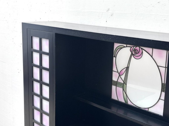 Remodeled sideboard by Charles Rennie Mackintosh, 1970s, for the Bern Casino – Glass, Wood (photo 9 of 18)