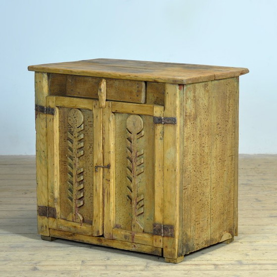 Image 1 of Mobiletto d'arte popolare, circa 1880