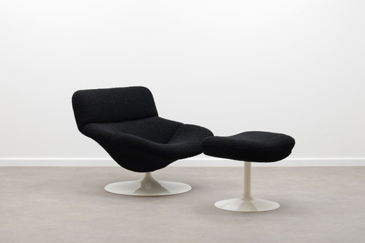 Silla y otomana Artifort F518