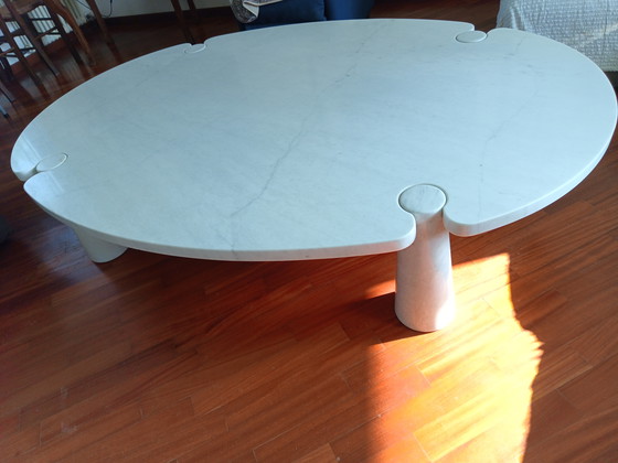 Image 1 of Table basse ovale en marbre de Carrare – Angelo Mangiarotti pour Skipper, années 1970 – Pièce rare