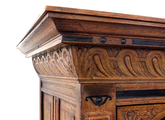 Image 1 of Hollandse 17de eeuwse Toogkast eikenhout