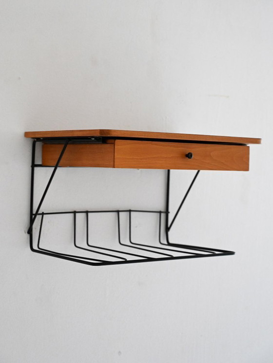 Image 1 of Table de chevet murale scandinave en teck et métal noir, années 1960
