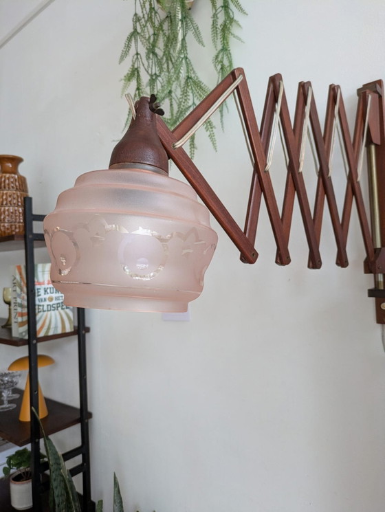 Image 1 of Lampada da parete vintage danese a forma di forbice