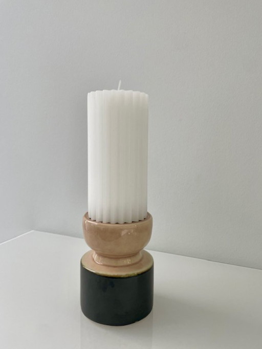 Moderner Kerzenhalter aus Keramik – glänzendes & mattes Design