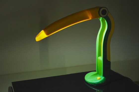 Image 1 of Lampada da scrivania HT Huang Toucan, luce da tavolo postmoderna in plastica, illuminazione colorata anni '80.