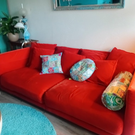 Image 1 of Canapé design IKEA Stockholm 2017 – revêtement en velours – 10 coussins