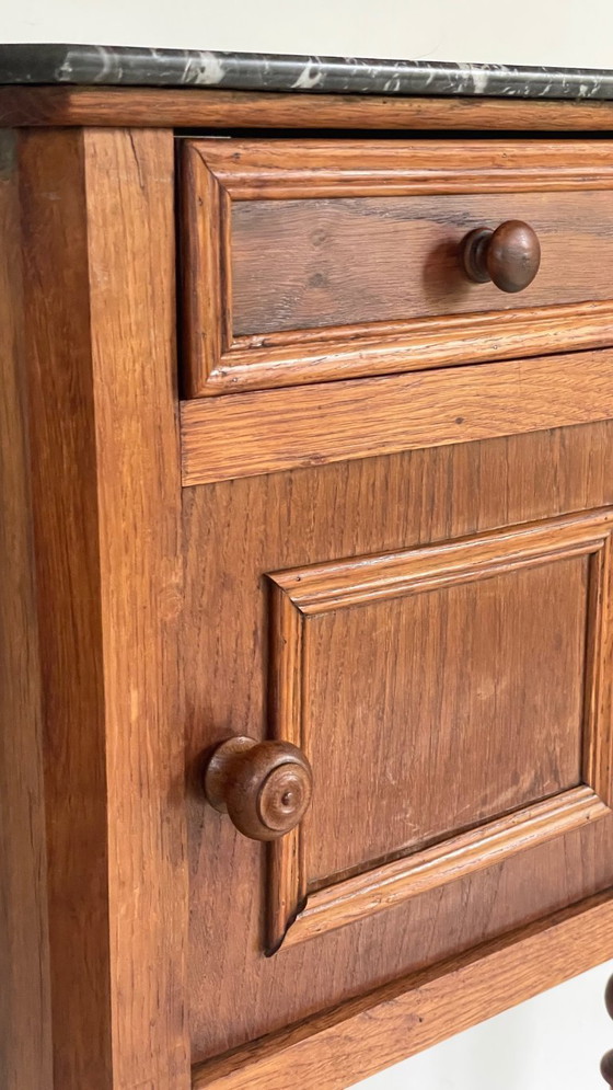 Image 1 of Antiker Nachttisch aus Holz und Marmor