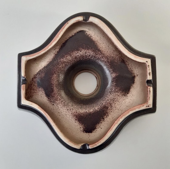 Image 1 of 1 van 2 Keramieken aardewerken roodbruine vintage wandlampen, west germany fat lava stijl, keramische retro wandlamp, space age 