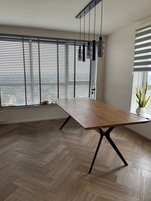 Kare Design, solid wood dining table