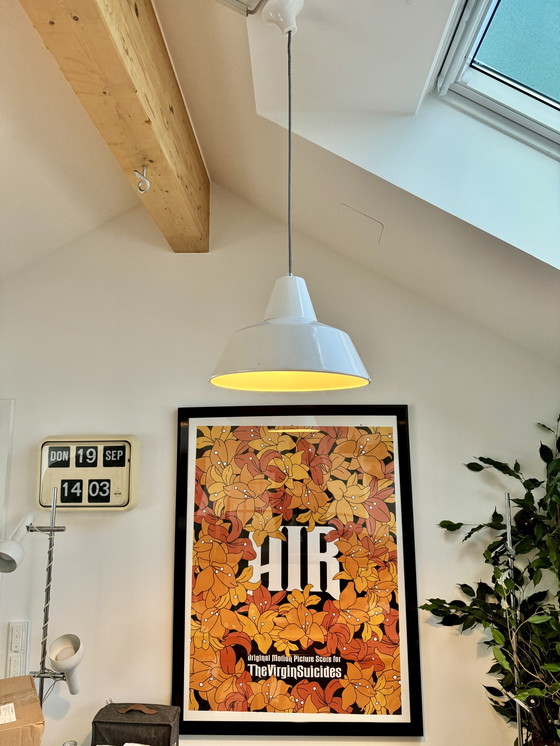 Image 1 of Louis Poulsen "Arbejdspendel" Emaille Hanglamp