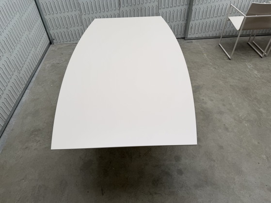 Image 1 of Mesa de comedor Arco Balance - Dune (crema) - Arnold Merckx