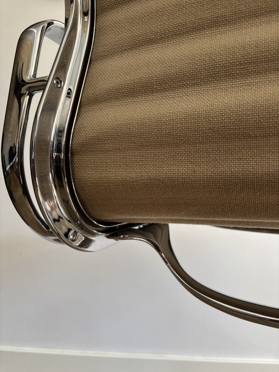 Image 1 of original Vitra Eames Aluminum Chair EA 108