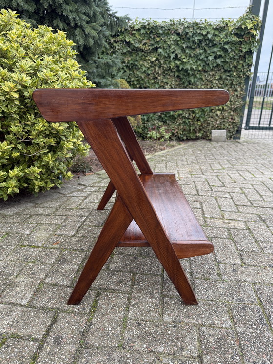 Image 1 of Table d'appoint en bois vintage milieu du siècle