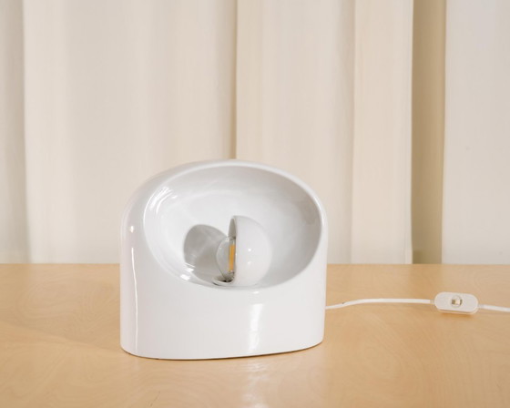 Image 1 of Philips Venezia table lamp