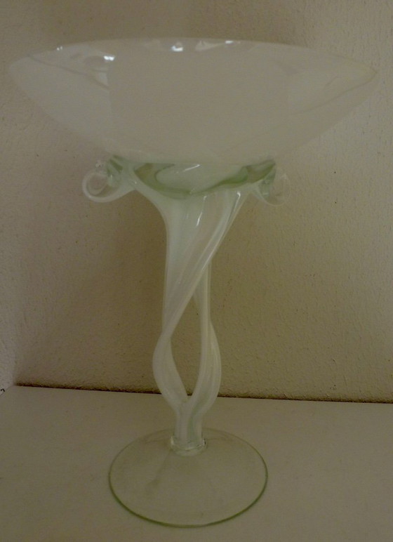 Image 1 of Grand bol sur pied tourné, vintage, par Jozefina Krosno