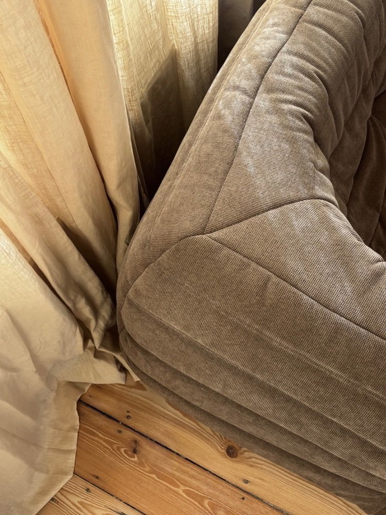 Medium Togo Sofa By Michel Ducaroy For Ligne Roset, 2000s – Textile (photo 2 of 8)