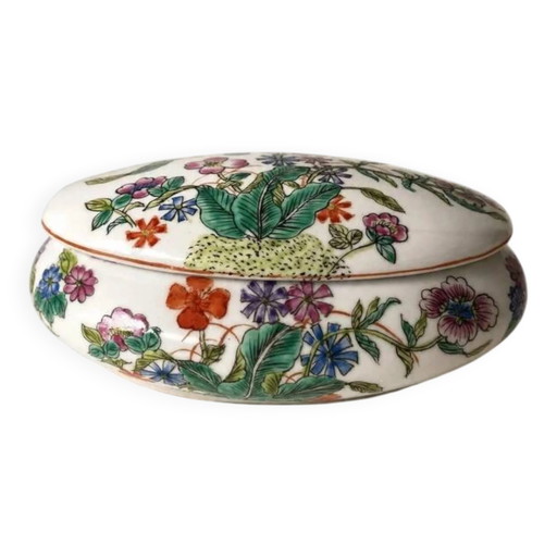 Ovaal porseleinen juwelenkistje met veelkleurige vintage bloemendecoratie - 20e eeuw