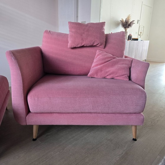 Image 1 of Sofá de dos plazas FAMA + puf