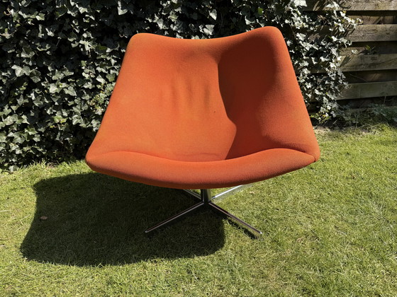 Image 1 of Artifort oyster chair (orange)