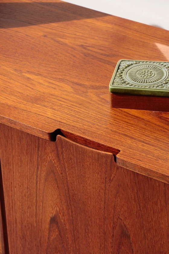 Image 1 of Nathan Teak-Sideboard (1960er Jahre) – Restauriertes englisches Design