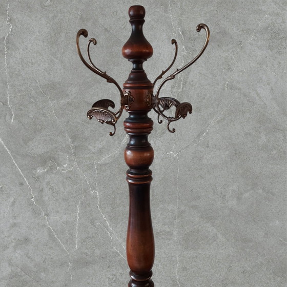 Image 1 of Perchero Michael Thonet