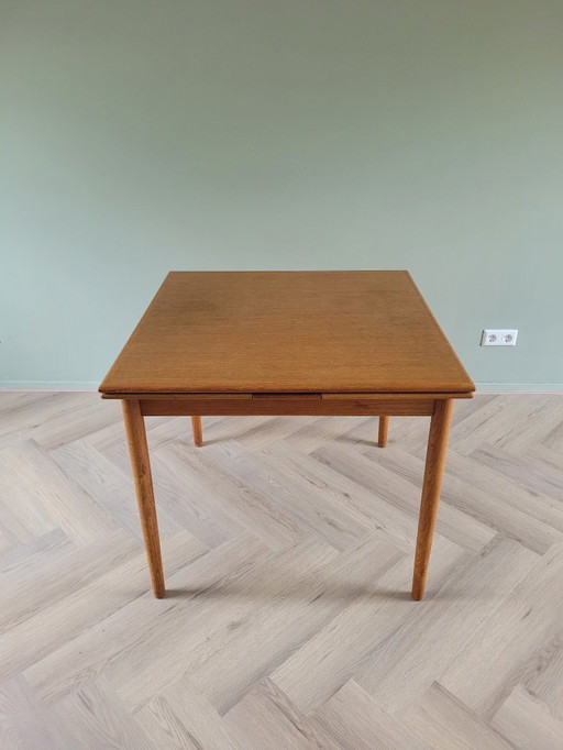 Erik Buch teak tafel