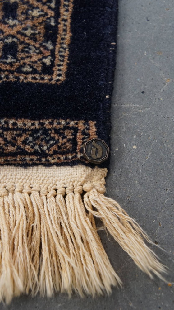 Image 1 of Tapis décoratif carré de style oriental 105x98cm