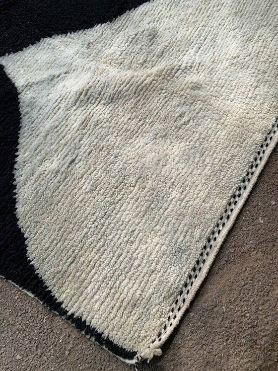 Handgefertigter marokkanischer Teppich weiß-schwarz 200cm x 300cm – Teppiche & Läufer, Wool (photo 8 of 11)