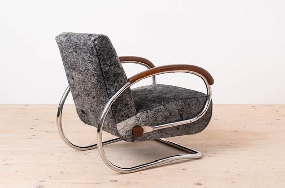 Image 1 of Bauhaus Armchair Model H221 designed by Jindřich Halabala for UP Závody, 1930s
