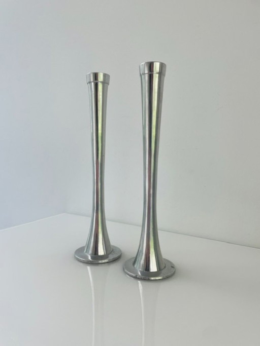 Set minimalistische metalen kandelaren - 27 cm hoog