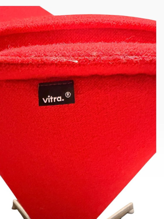 Pair of Cone Chair Armchairs by Verner Panton for Vitra, red fabric – Textile (photo 7 of 12)