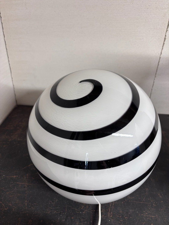 Vintage 'Zebra' Swirl Table Lamp Large Sphere Ø 30 cm – Wofi Leuchten, Glass (photo 3 of 11)