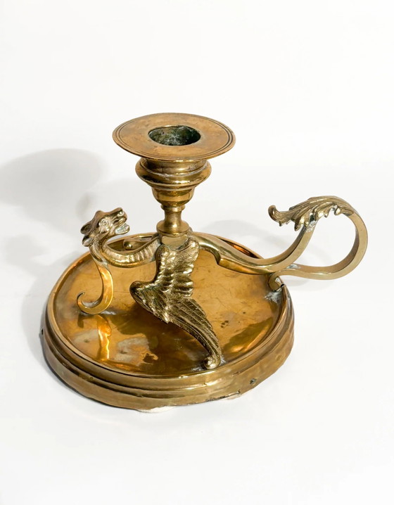 Einzelner Kerzenständer mit Drachen aus vergoldeter Bronze, spätes 19. Jahrhundert, Dekorative Objekte (Foto 2 von 9)