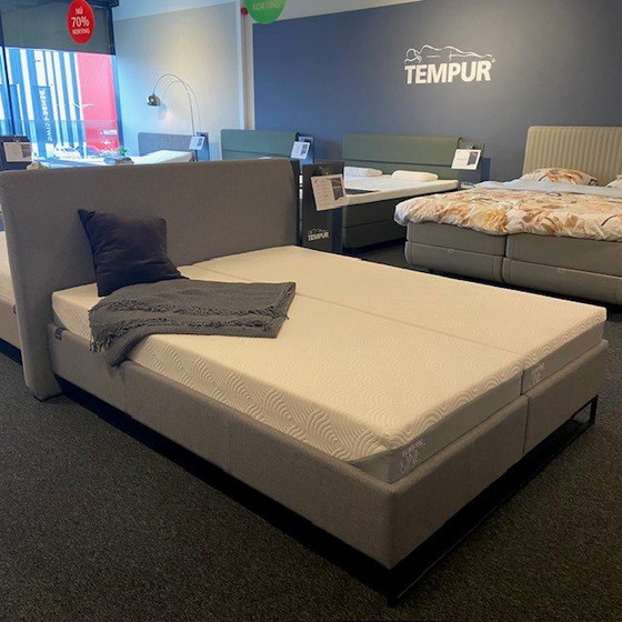 Image 1 of TEMPUR Gray Relax bed - 160x200
