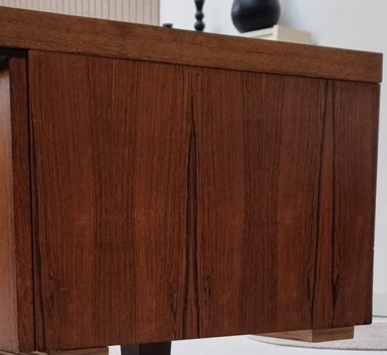 Image 1 of Credenza bassa di metà secolo