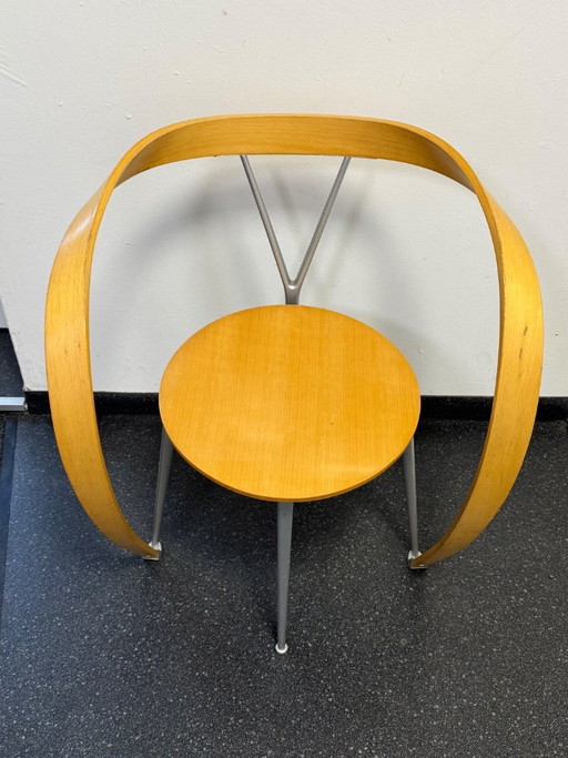 Cassina “Omgekeerde stoel van Andrea Branzi”