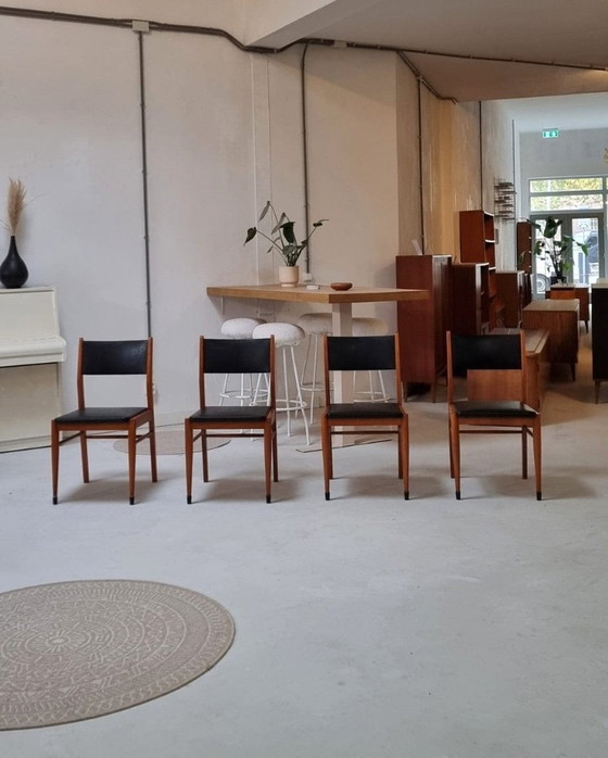 Image 1 of Sillas de mediados de siglo