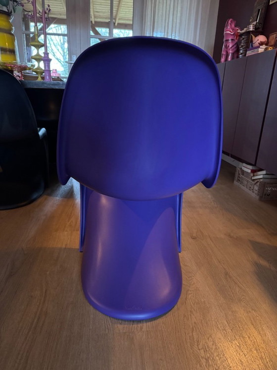 Image 1 of 2 x Vitra Panton - purple
