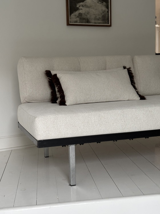 Image 1 of Divano dal design modernista – Completamente rivestito con Pierre Frey