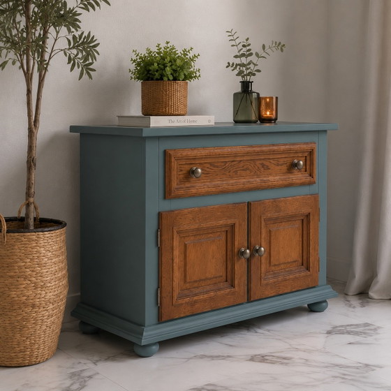 Image 1 of Massiver Eichenschrank/Sideboard, einzigartig in Petrolblau