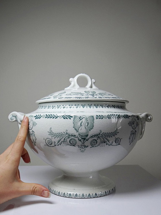 Image 1 of Large antique K&G Lunéville Compiègne pattern ironstone tureen