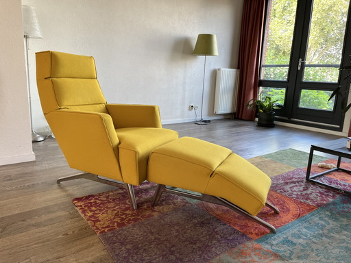Design on Stock Solo Poltrona + Ottoman | Roderick Vos | Giallo Ocra – fauteuils, Textile (photo 2 of 6)