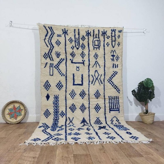 Berber Moroccan wool rug 270cm x 140cm – Rugs & carpets (photo 8 of 8)