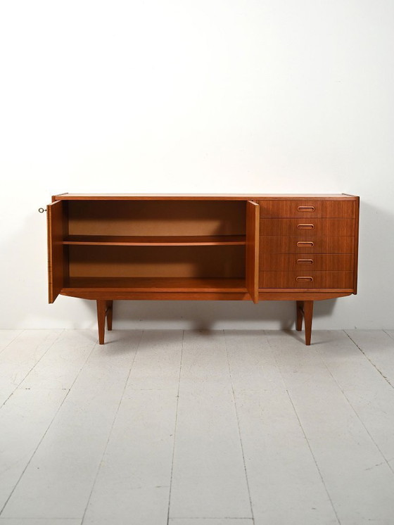 Image 1 of Buffet scandinave en teck des années 1950-1960
