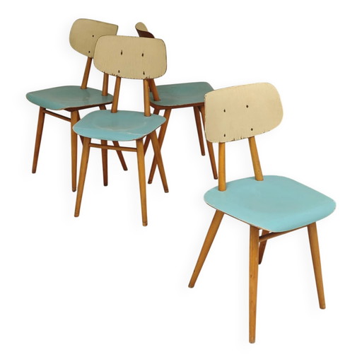 Set aus 4 TON Bystrice (Thonet) hellblauen Holzstühlen, Los 2.