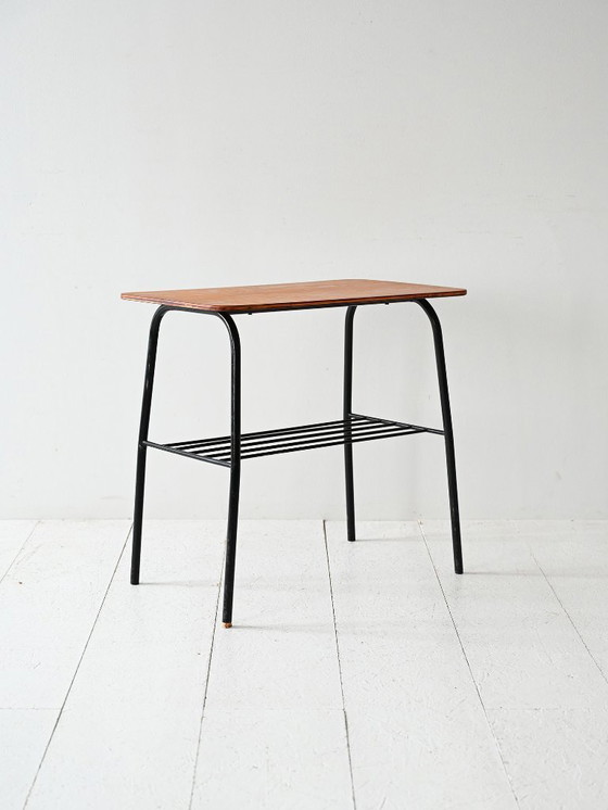Image 1 of Tavolino scandinavo vintage in pino e metallo