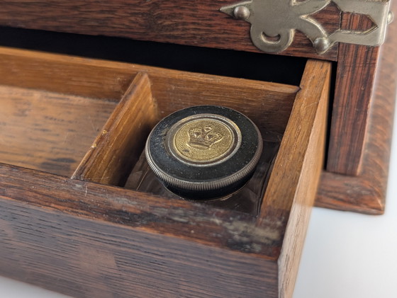 Image 1 of Mobiletto da scrittura vittoriano in quercia con tamburo automatico, XIX secolo