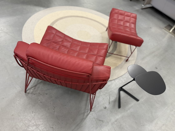 Image 1 of Leolux Volare Fauteuil met voetenbank rood leer 